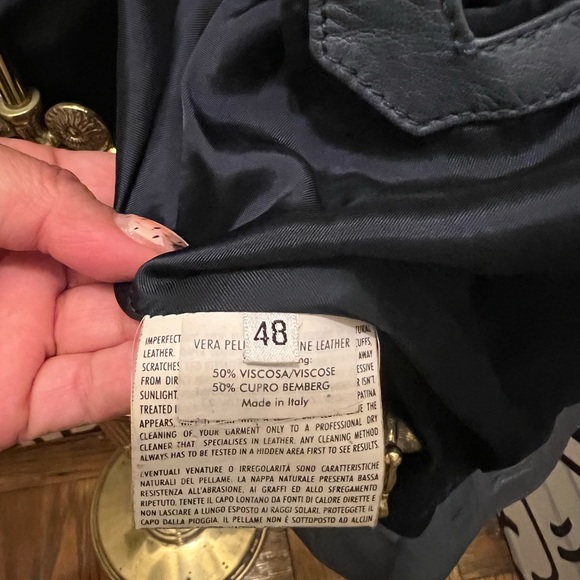 Vintage Yvessaintlaurent grey leather jacket. I just took it to the cleaners. - Picture 11 of 12